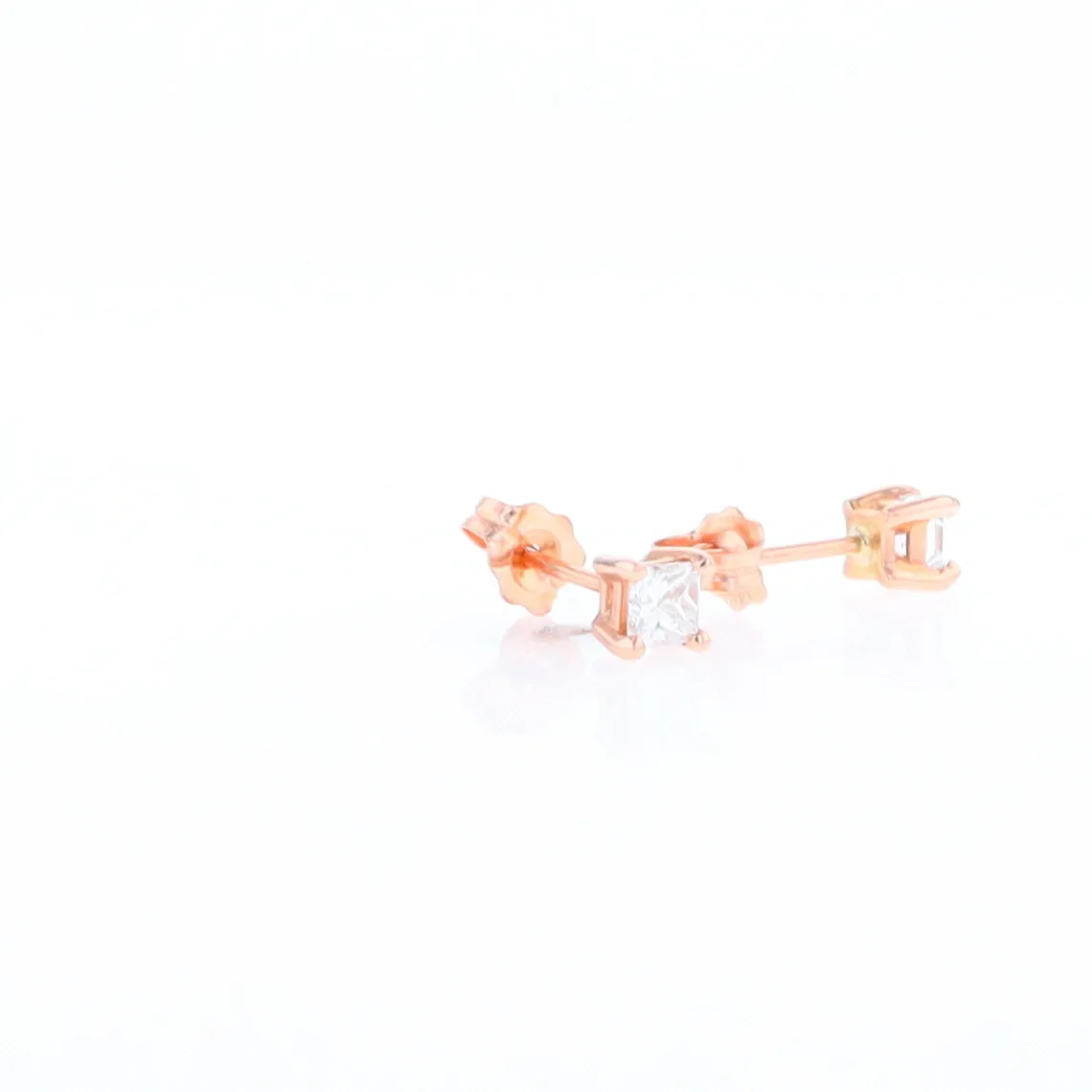 0.41ctw Princess Cut diamond Stud Earrings