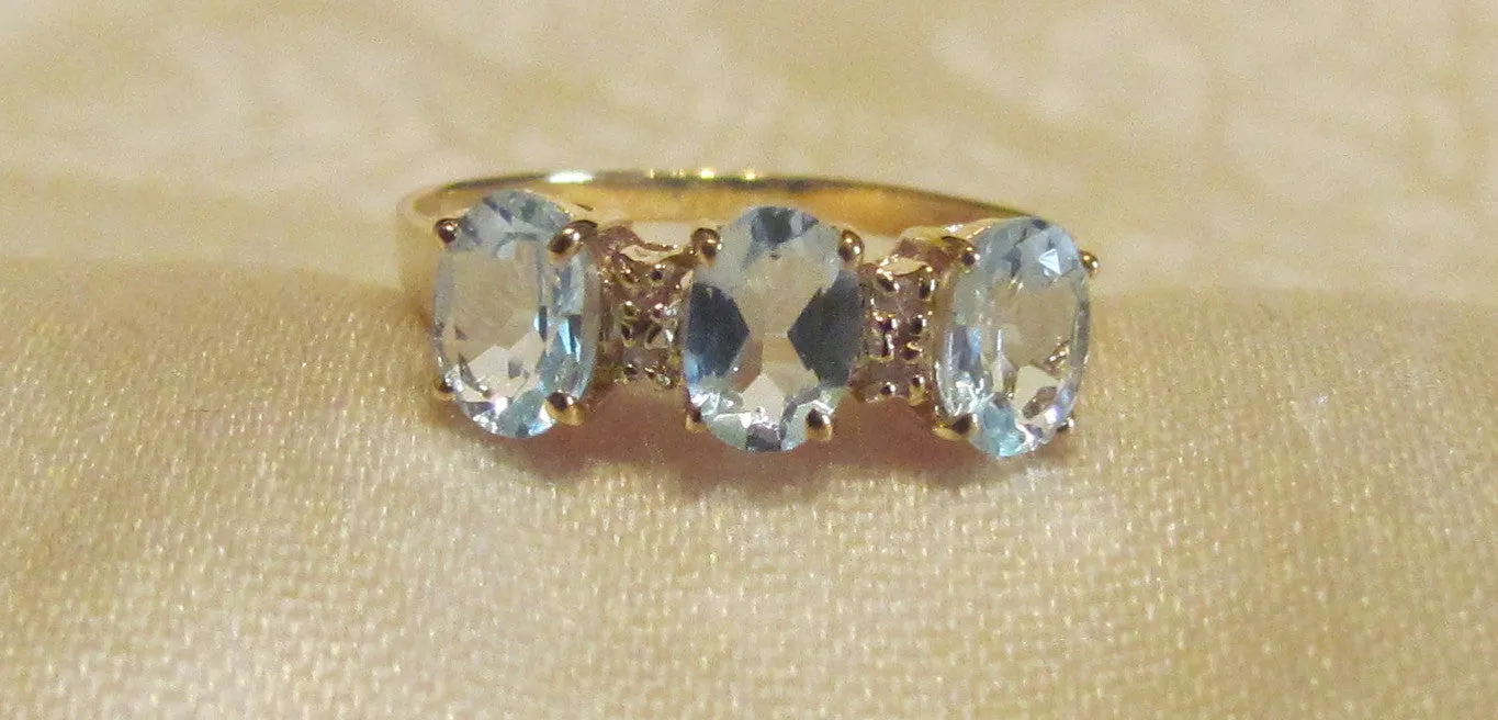 10Kt Gold Aquamarine Ring 3 6x4mm Oval 4 Diamonds Ladder Ring Size 8 1/4