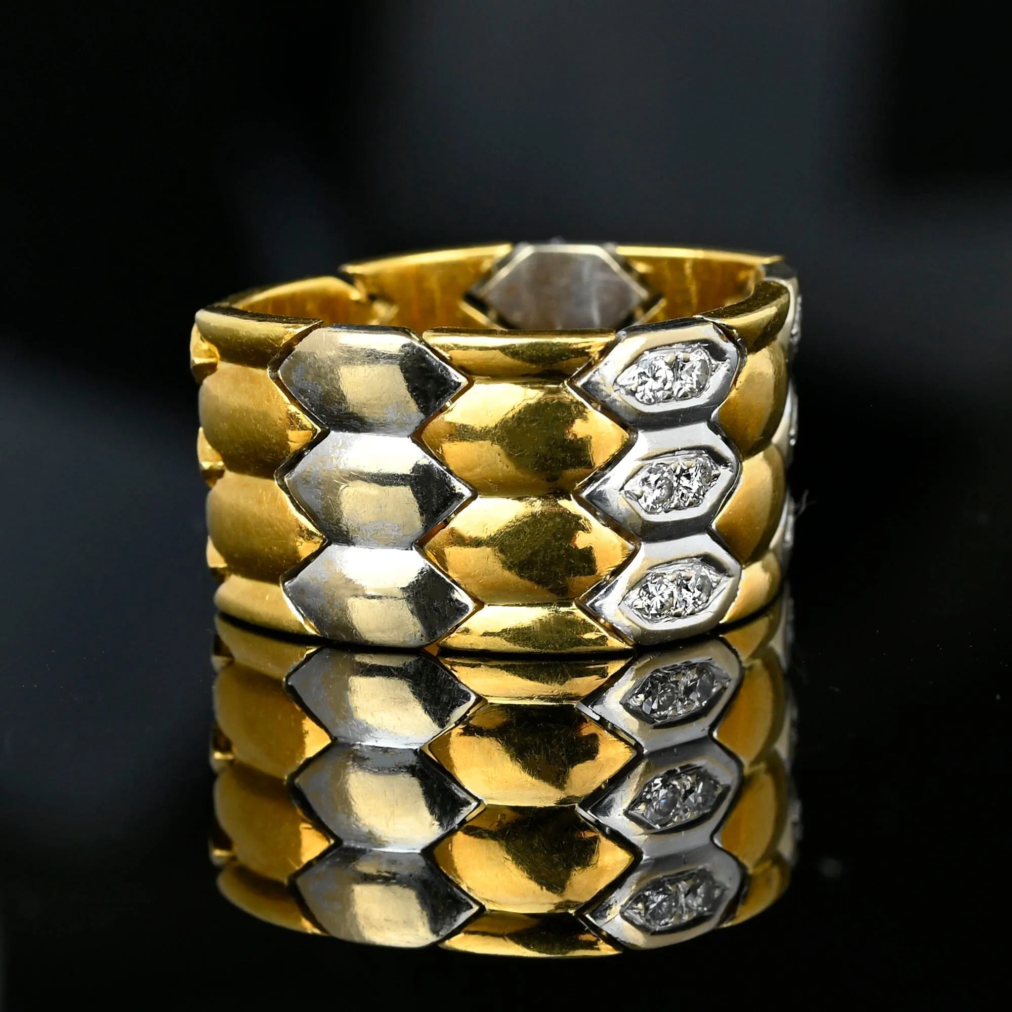 18K Gold Articulated Wide Diamond Snake Ring Band