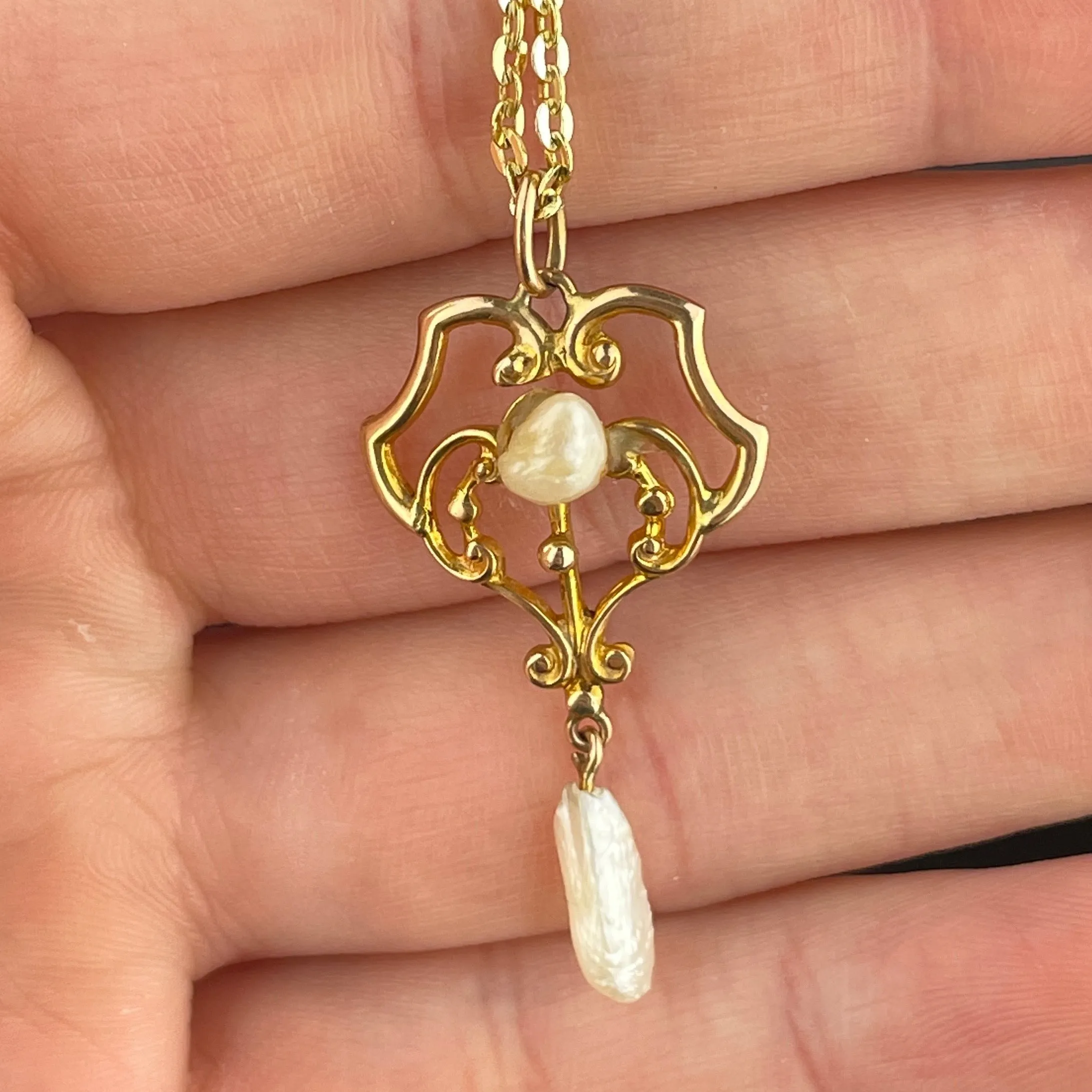 Antique Edwardian 14K Gold Pearl Lavaliere Pendant Necklace