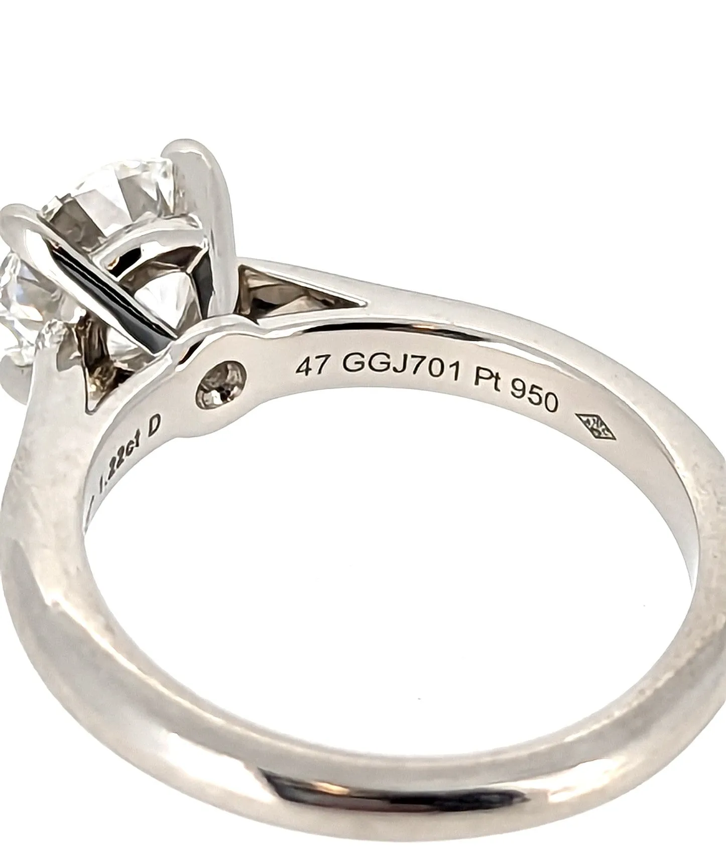 Cartier 1.22 Carat E/VVS2 Round Diamond Solitaire Engagement Ring in Platinum