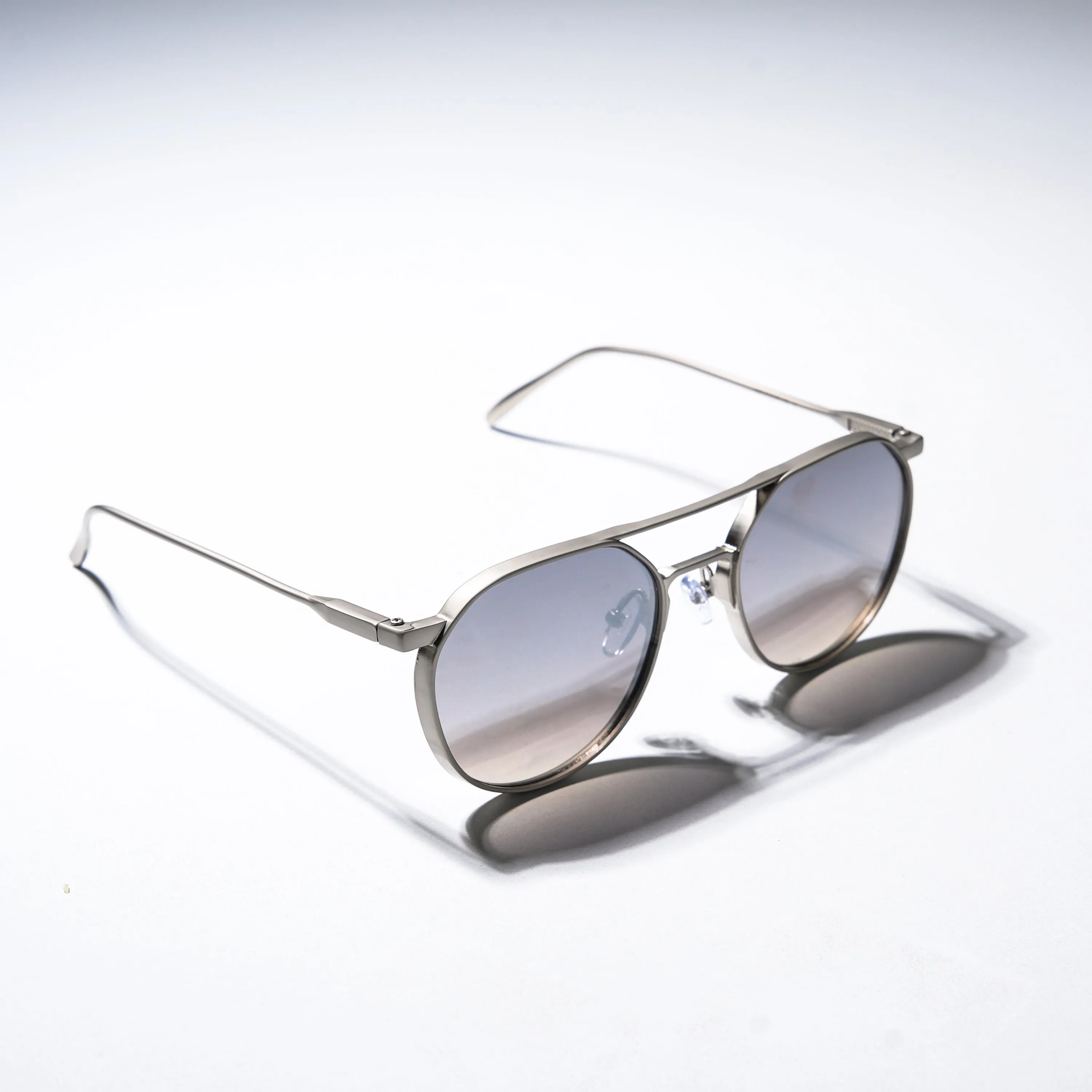 Chokore Aviator Round-Frame Metal Sunglasses (Silver)