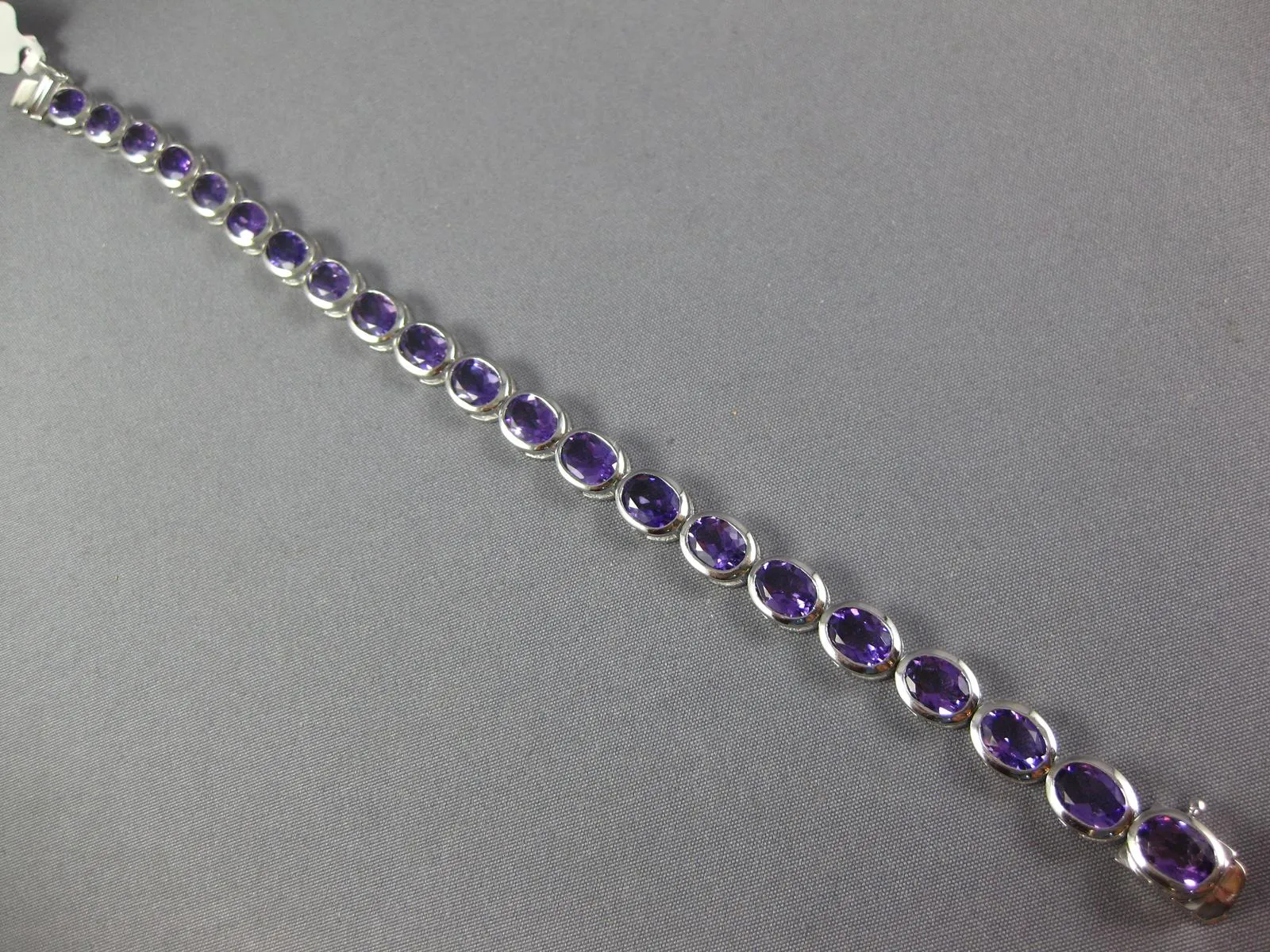 ESTATE LARGE 13.88CT AAA AMETHYST 18KT WHITE GOLD 3D OVAL BEZEL TENNIS BRACELET