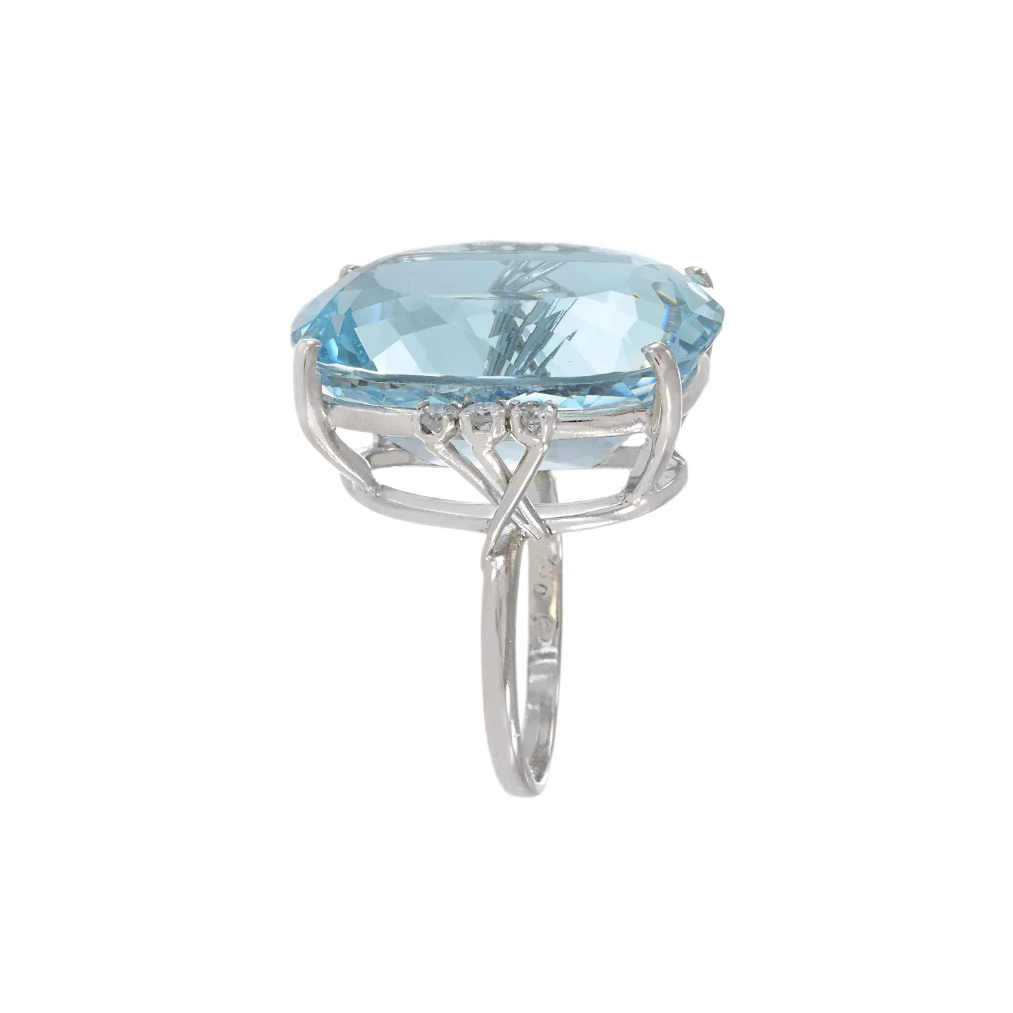 Estate Retro Era 18KT White Gold Natural Aquamarine And Diamond Ring