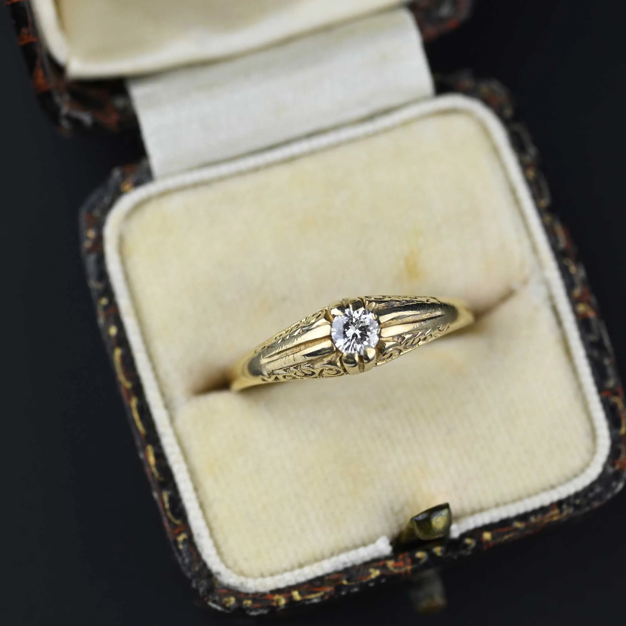 Fine Gold Edwardian Style Diamond Solitaire Ring