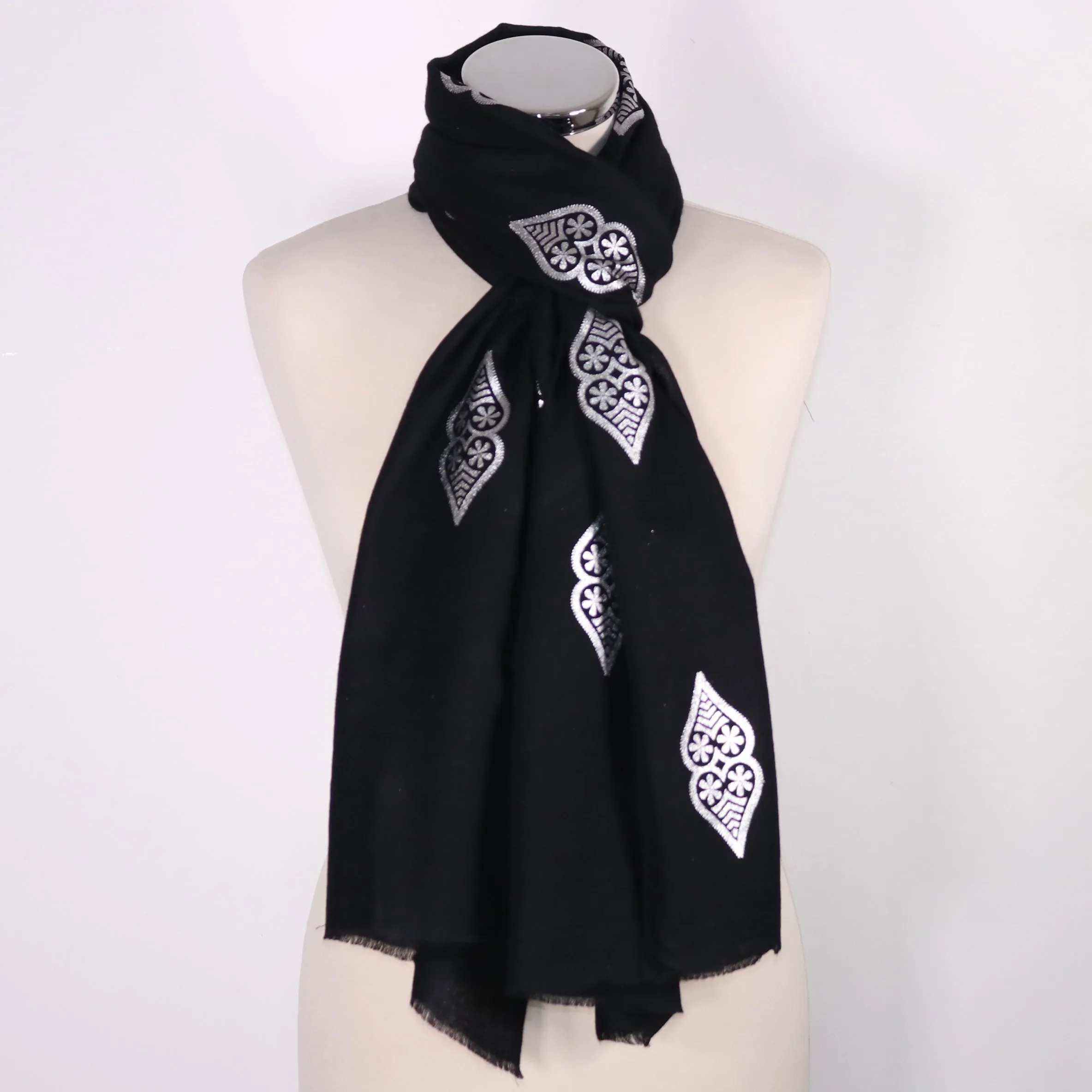 Lily Cashmere Scarf