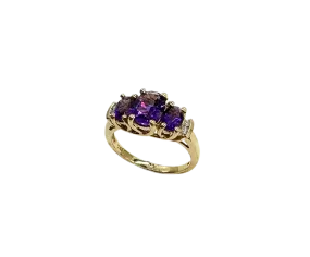 Oval Amethyst 3-Stone Ring