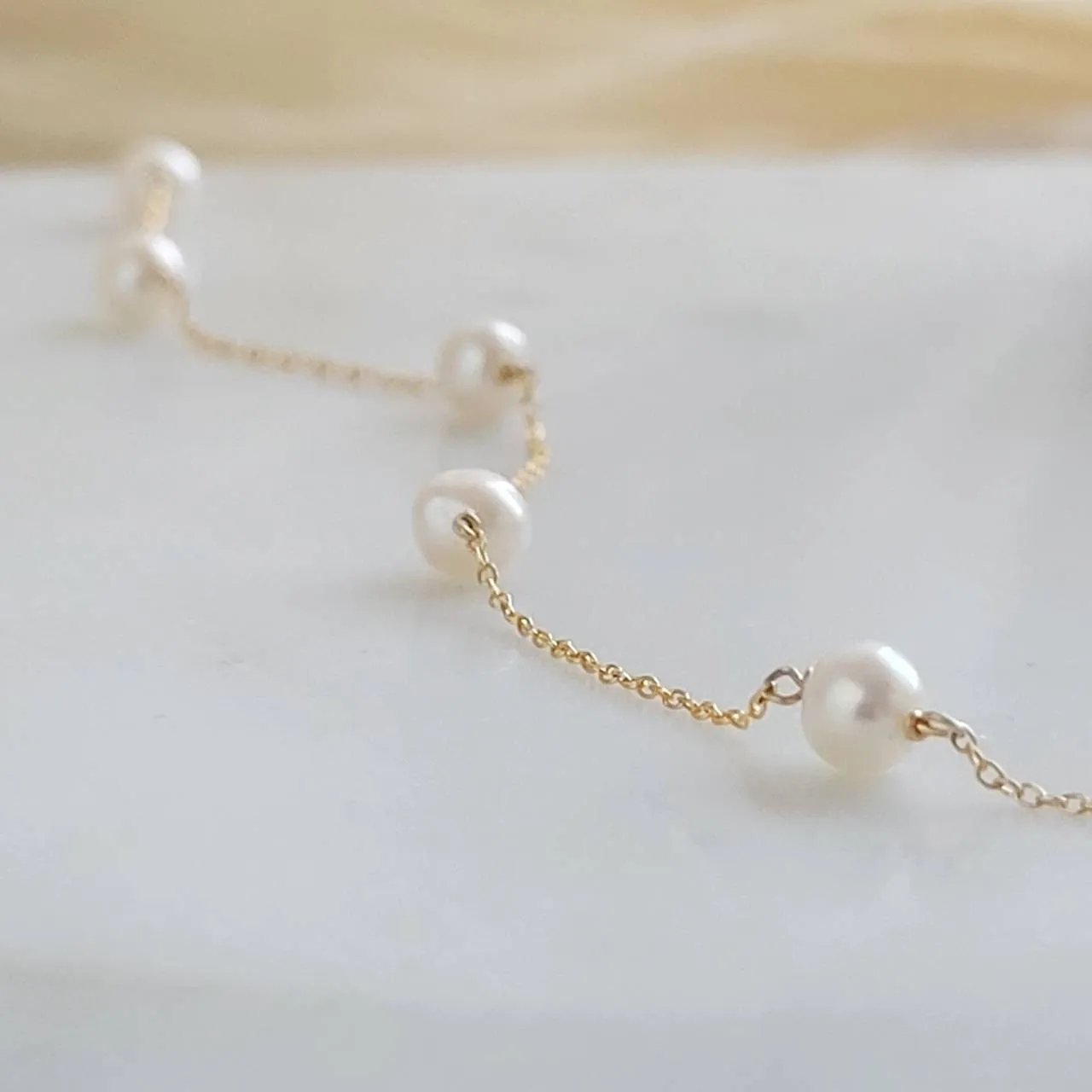 Pretty Pearl Choker