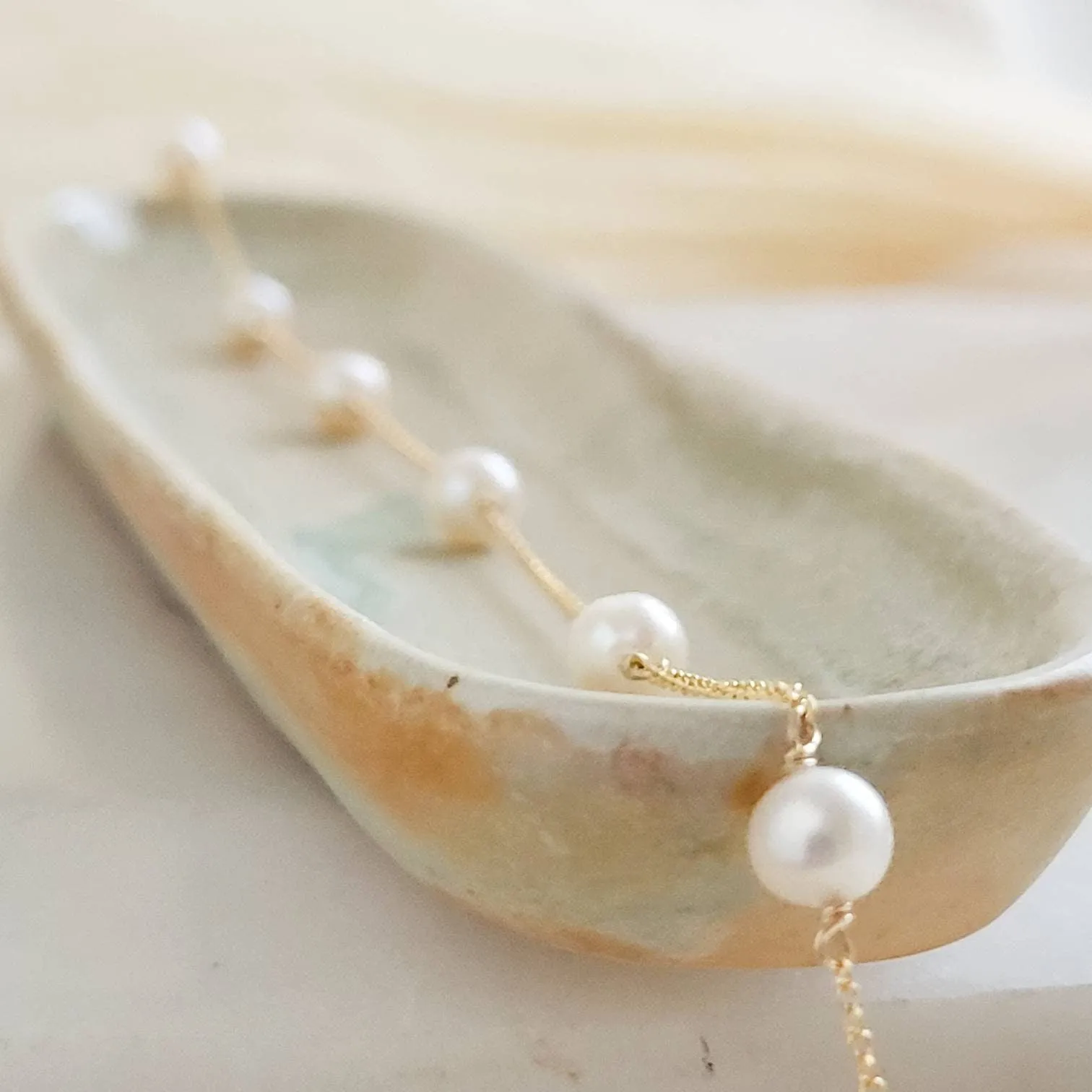 Pretty Pearl Choker