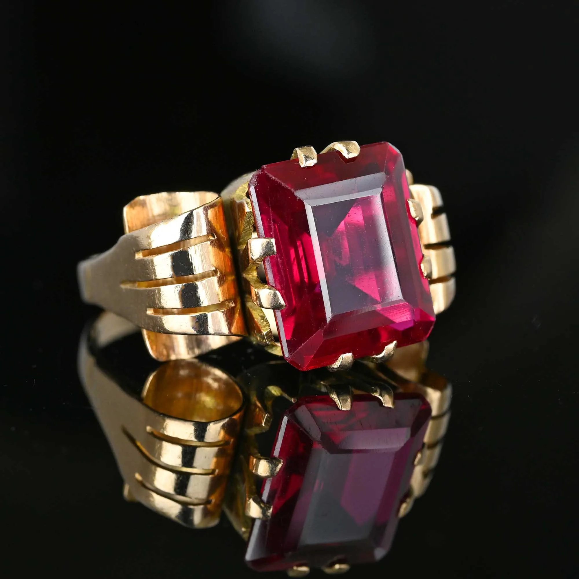 Retro Vintage 12K Gold Scroll Ruby Ring