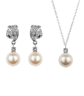 Rhinestone And Pearl Earring And Necklace Set