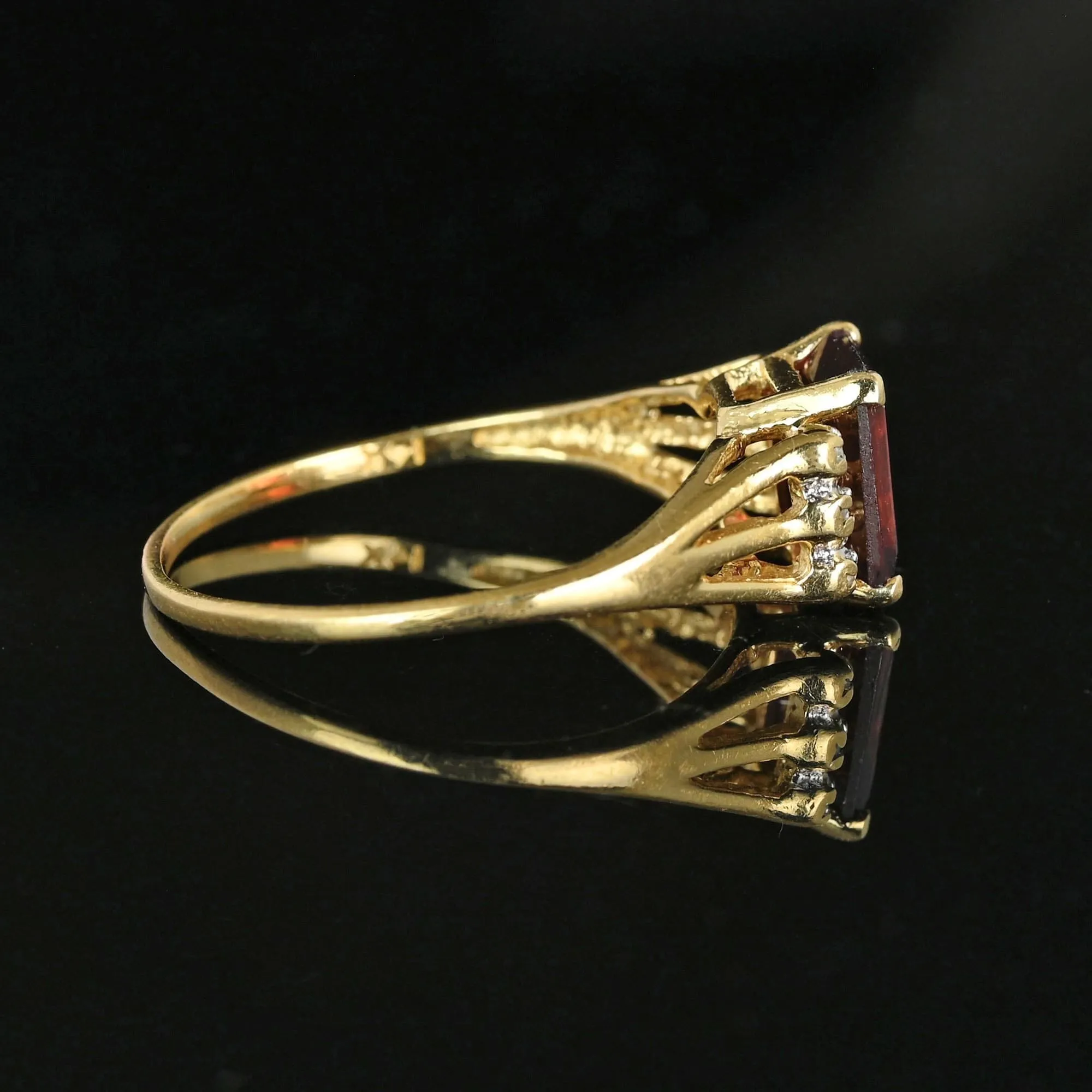 Vintage 14K Gold Diamond Emerald Cut Garnet Ring